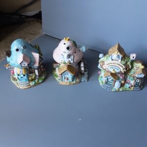 The Easter Mushroom Houses are a vintage collectible se